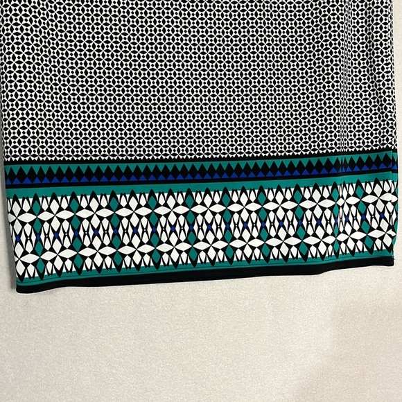 Max Studio Mini Skirt Geometric Stretchy Womens Size Small - Picture 3 of 10